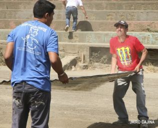 Entrega de Plan Techo en Managua