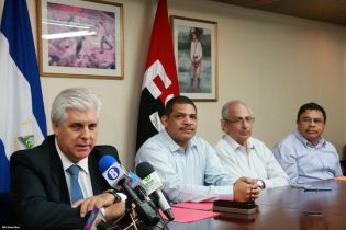 Nicaragua firma convenio para desarrollo de Hidroeléctrica Tumarín