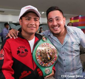 Román "Chocolatito" González:  "Este título no es solo mío, también es de ustedes”