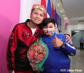 Román "Chocolatito" González:  "Este título no es solo mío, también es de ustedes”