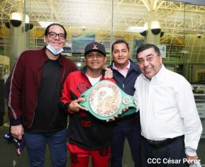 Román "Chocolatito" González:  "Este título no es solo mío, también es de ustedes”