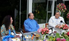 Encuentro del Presidente Daniel Ortega y Vicepresidenta Rosario Murillo con Presidente del BCIE