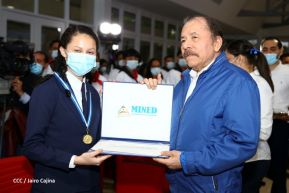 Conmemoración del 42 aniversario de la Gran Cruzada Nacional de Alfabetización