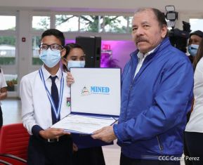 Conmemoración del 42 aniversario de la Gran Cruzada Nacional de Alfabetización