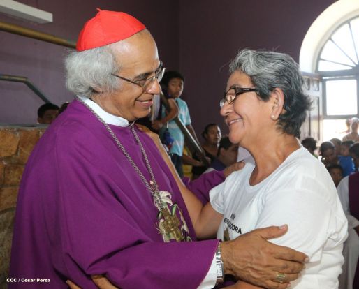 Realizan tercera peregrinación y Viacrucis en La Conquista 