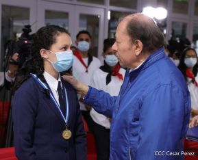 Conmemoración del 42 aniversario de la Gran Cruzada Nacional de Alfabetización