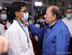 Conmemoración del 42 aniversario de la Gran Cruzada Nacional de Alfabetización