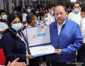 Conmemoración del 42 aniversario de la Gran Cruzada Nacional de Alfabetización