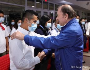 Conmemoración del 42 aniversario de la Gran Cruzada Nacional de Alfabetización