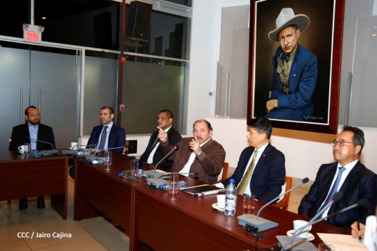 Presidente Daniel Ortega en encuentro con delegación de empresa estatal PowerChina