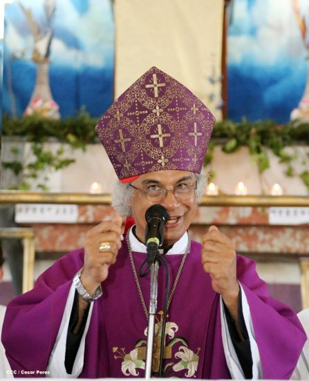 Realizan tercera peregrinación y Viacrucis en La Conquista 