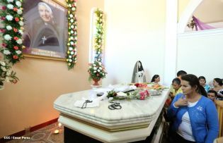 Cardenal Brenes preside conmemoración del 24 aniversario de la partida de Fray Odorico D'Andrea