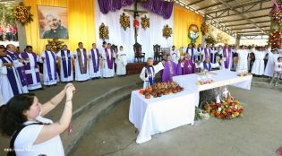 Cardenal Brenes preside conmemoración del 24 aniversario de la partida de Fray Odorico D'Andrea