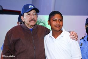 Conmemoración del Día de la Dignidad Nacional