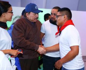 Conmemoración del Día de la Dignidad Nacional