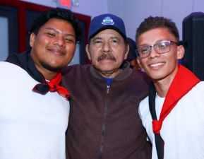 Conmemoración del Día de la Dignidad Nacional