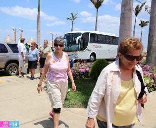 Turistas extranjeros disfrutan de espacios de recreación en Managua