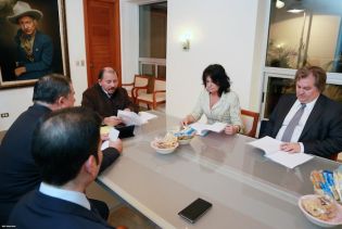 Presidente Daniel recibe a delegación parlamentaria de la Federación Rusa