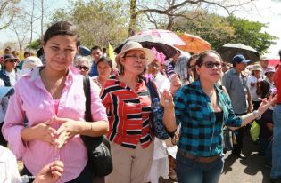 Cardenal Brenes y fieles católicos realizan cuarta peregrinación hacia el Santuario de Nuestro Señor de Esquipulas en La Conquista