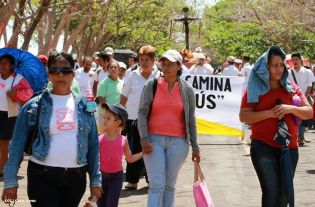 Cardenal Brenes y fieles católicos realizan cuarta peregrinación hacia el Santuario de Nuestro Señor de Esquipulas en La Conquista