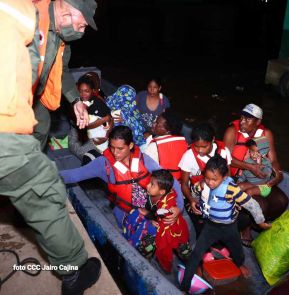 Nicaragua: Imágenes de Fe y Esperanza en medio de la tormenta