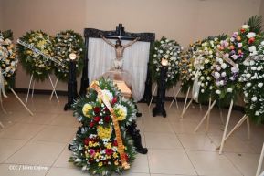 Homenaje póstumo al periodista Carlos Salgado