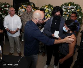 Homenaje póstumo al periodista Carlos Salgado