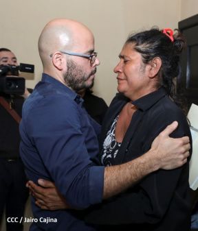 Homenaje póstumo al periodista Carlos Salgado