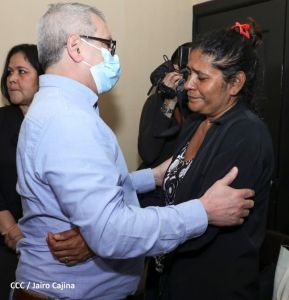 Homenaje póstumo al periodista Carlos Salgado