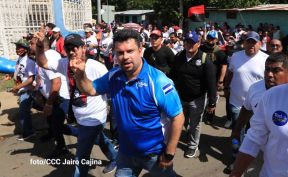 Caminata en homenaje a los héroes y mártires del Repliegue Táctico