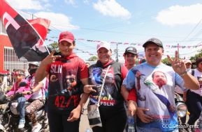 Caminata en homenaje a los héroes y mártires del Repliegue Táctico