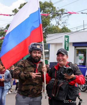 Caminata en homenaje a los héroes y mártires del Repliegue Táctico