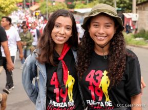Caminata en homenaje a los héroes y mártires del Repliegue Táctico