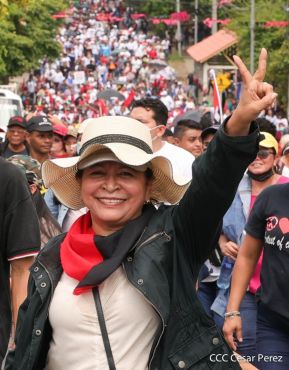 Caminata en homenaje a los héroes y mártires del Repliegue Táctico