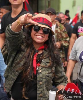 Caminata en homenaje a los héroes y mártires del Repliegue Táctico