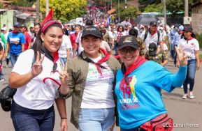 Caminata en homenaje a los héroes y mártires del Repliegue Táctico