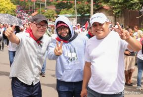 Caminata en homenaje a los héroes y mártires del Repliegue Táctico