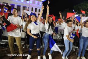 Presidente Daniel Ortega y Compañera Rosario presiden acto del 43/19 de la Revolución Sandinista