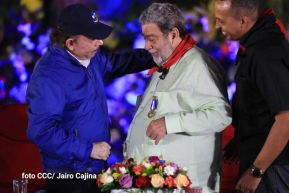 Presidente Daniel Ortega y Compañera Rosario presiden acto del 43/19 de la Revolución Sandinista