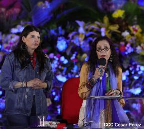 Presidente Daniel Ortega y Compañera Rosario presiden acto del 43/19 de la Revolución Sandinista