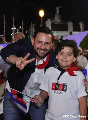 Presidente Daniel Ortega y Compañera Rosario presiden acto del 43/19 de la Revolución Sandinista