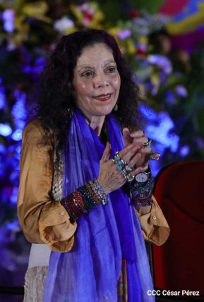 Presidente Daniel Ortega y Compañera Rosario presiden acto del 43/19 de la Revolución Sandinista