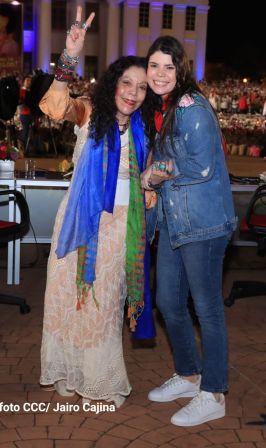 Presidente Daniel Ortega y Compañera Rosario presiden acto del 43/19 de la Revolución Sandinista