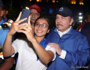 Presidente Daniel Ortega y Compañera Rosario presiden acto del 43/19 de la Revolución Sandinista
