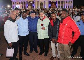 Presidente Daniel Ortega y Compañera Rosario presiden acto del 43/19 de la Revolución Sandinista