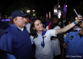 Presidente Daniel Ortega y Compañera Rosario presiden acto del 43/19 de la Revolución Sandinista