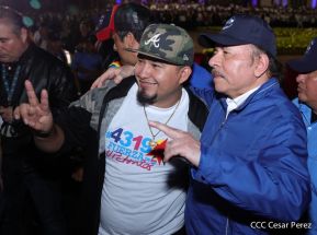 Presidente Daniel Ortega y Compañera Rosario presiden acto del 43/19 de la Revolución Sandinista