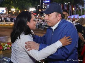 Presidente Daniel Ortega y Compañera Rosario presiden acto del 43/19 de la Revolución Sandinista