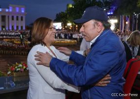 Presidente Daniel Ortega y Compañera Rosario presiden acto del 43/19 de la Revolución Sandinista
