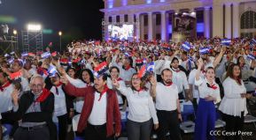 Presidente Daniel Ortega y Compañera Rosario presiden acto del 43/19 de la Revolución Sandinista